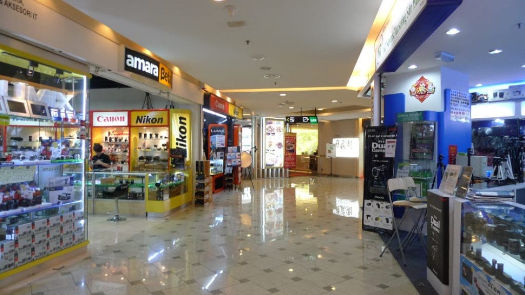 Plaza Low Yat: The Ultimate Destination for Electronics and Gadgets