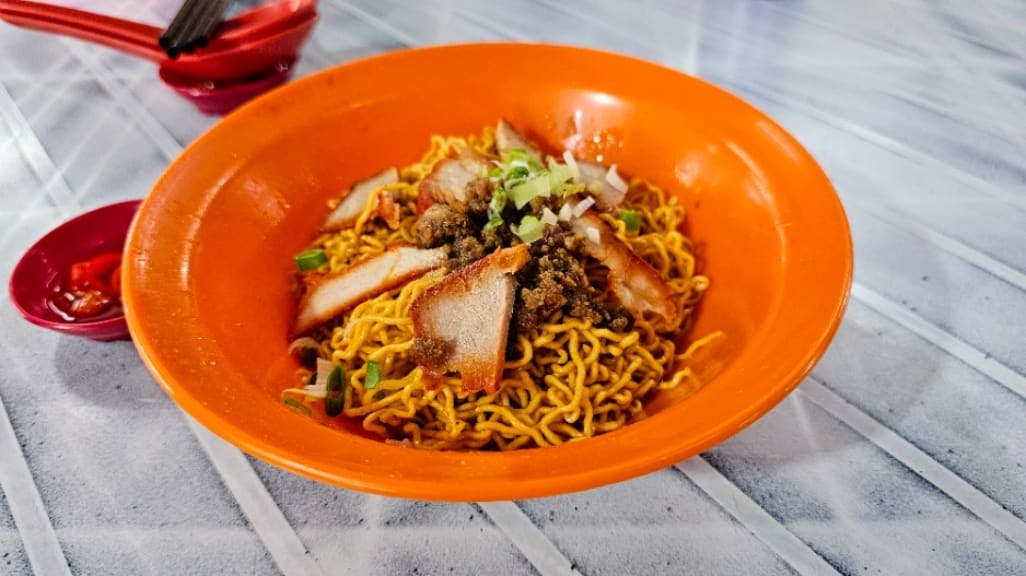 Kolo mee Red: A Spicy Twist on Tradition