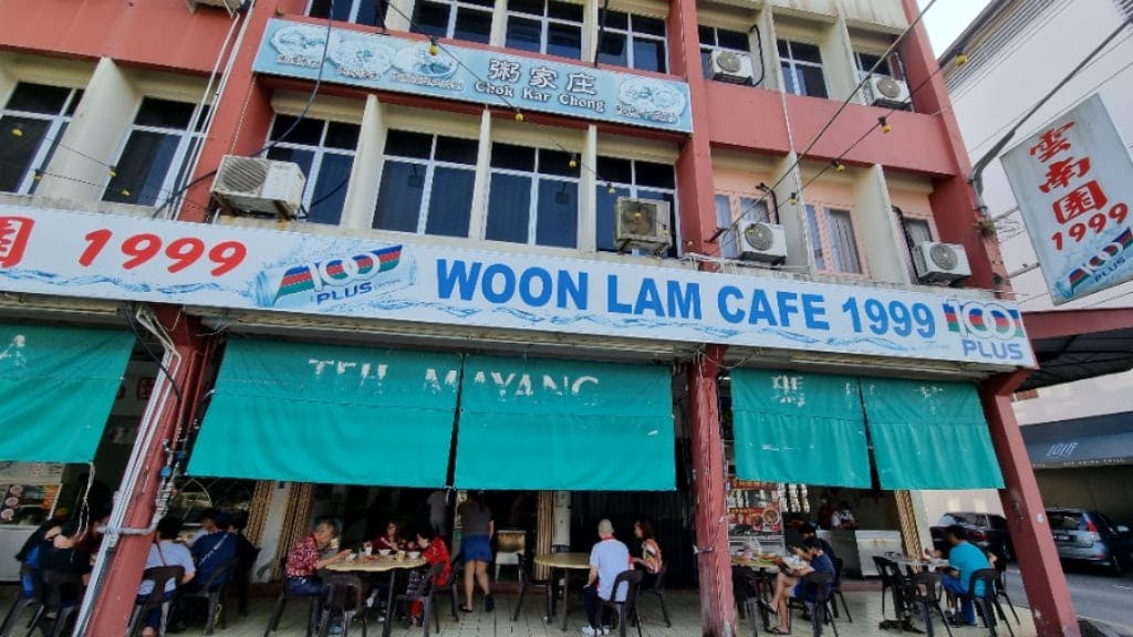 Woon Lam Cafe 1999: A Kueh Chap Tradition