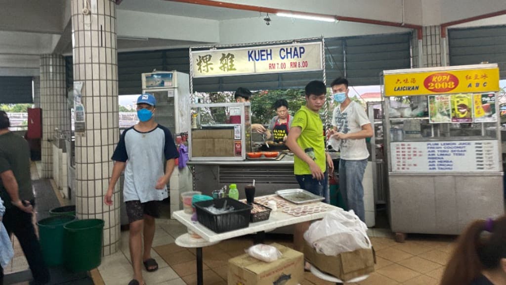 3rd Mile Kueh Chap: A Local Favorite