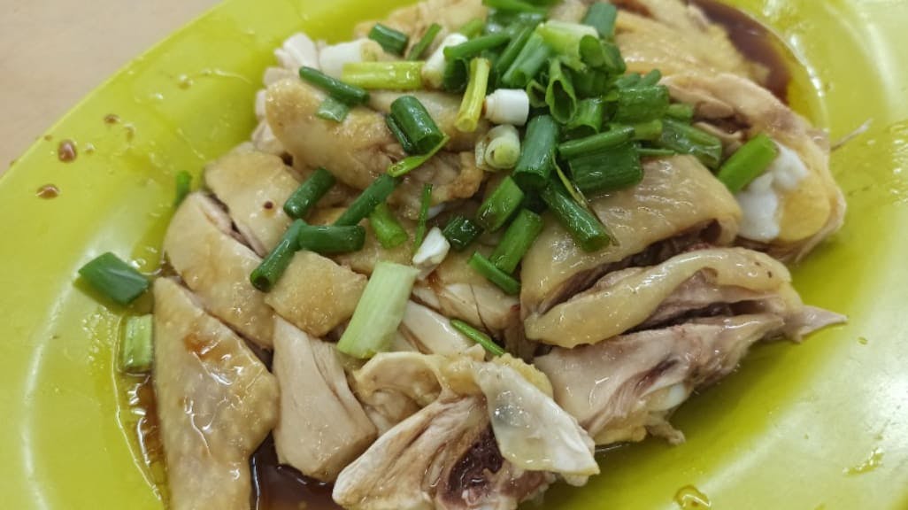 Restoran Tauge Ayam Lou Wong: A Classic Ipoh Staple