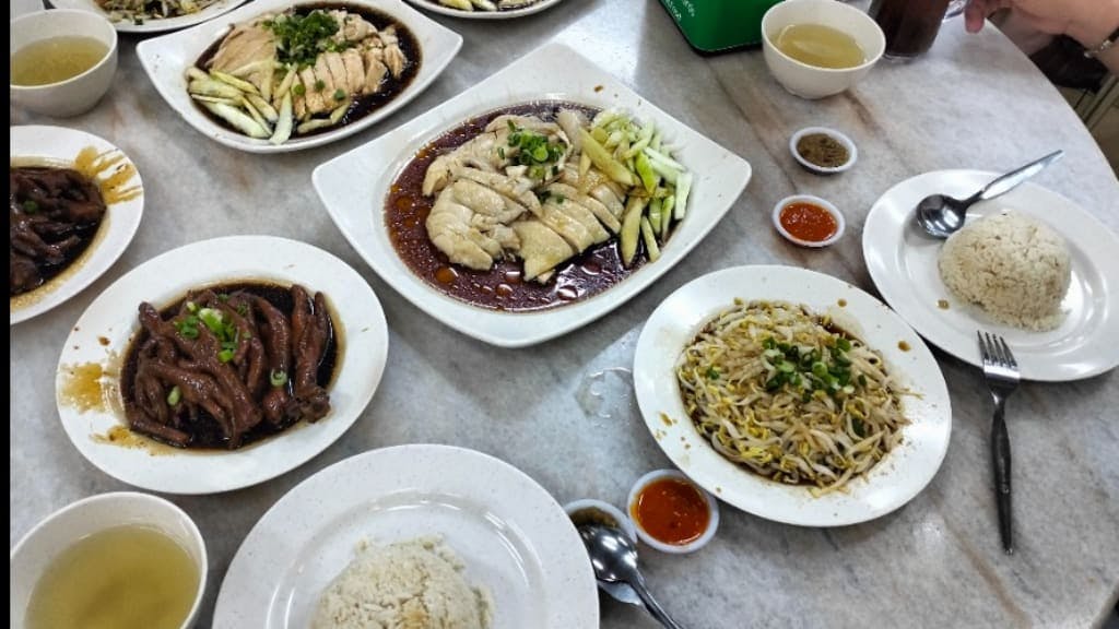 Sam Ma Restaurant: A Fusion of Flavors in Chicken Rice