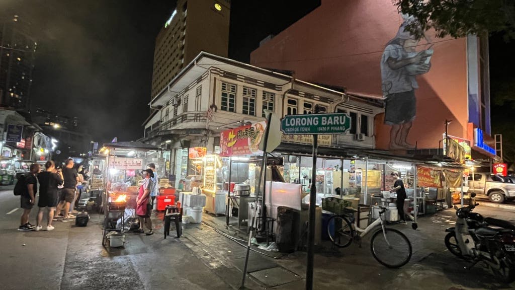New Lane Street Foodstalls: Penang's Nighttime Food Bazaar
